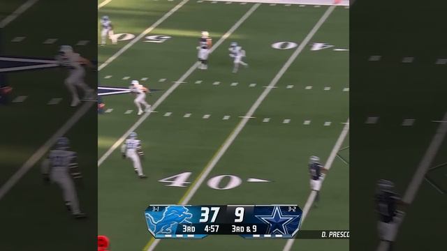 CeeDee Lamb catches for a 19-yard Gain vs. Detroit Lions