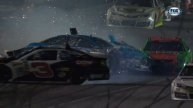 Даника Патрик участвовала в большом крушении - 2014 Daytona 500