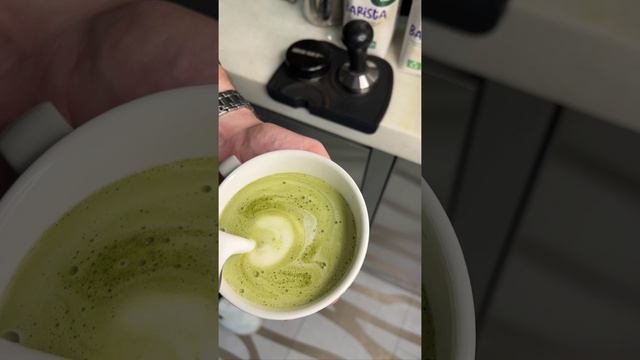 Встречаете: матча-латте на миндальном Hi! Barista!Растительные альтернативы для профессионалов!