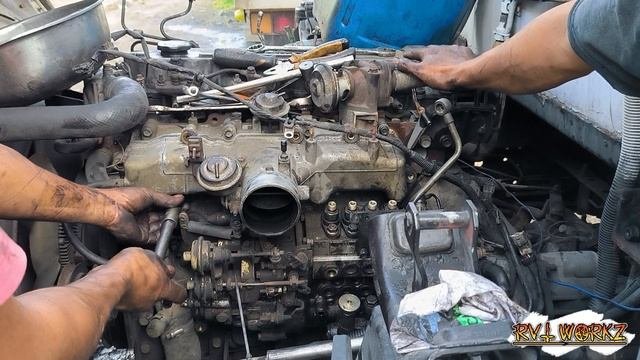 ISUZU 4HE1 TURBO  Oil Cooler water  oil mixture