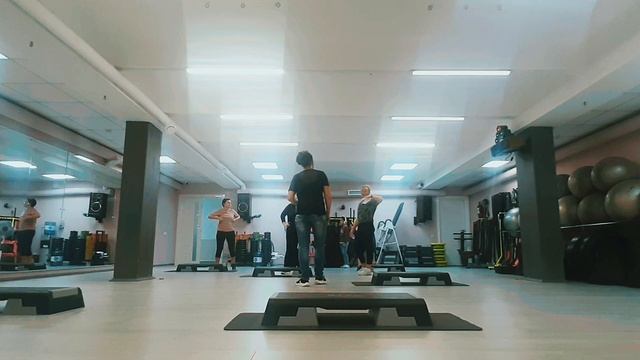 СТЕП АЭРОБИКА ЦЕЛАЯ ТРЕНИРОВКА / STEP AEROBICS