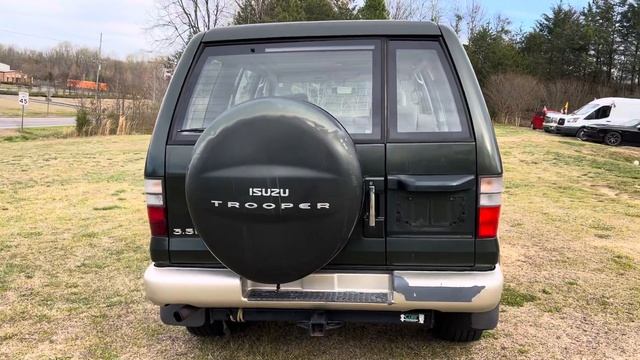 2001 Isuzu Trooper S 2WD Walk Around