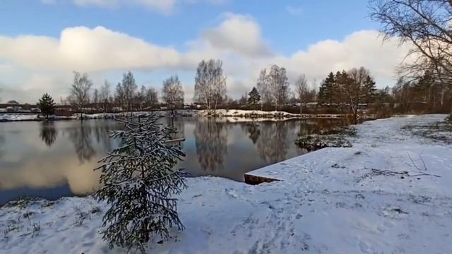 По первому снегу на электровелосипеде.