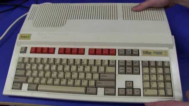 EEVblog #507 - The First ARM Processor Computer - Acorn Archimedes A3000