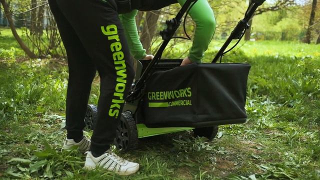 Газонокосилка аккумуляторная самоходная Greenworks GC82LM61S TwinForce, 82V, 61 см, слот на 2 аккум