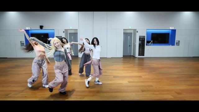 ITZY - GOLD. DANCE PRACTICE (MIRRORED)