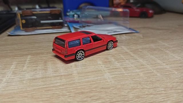 Volvo 850 I(II)'1994 Estate Tuning. Модель 1-64 от Hot Wheels