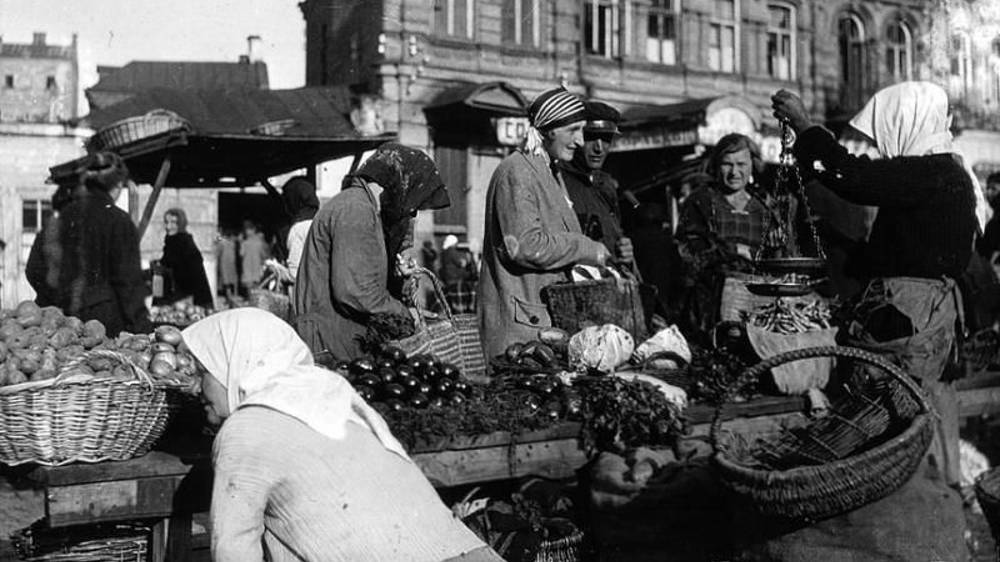 Полная ликвидация частной торговли в СССР