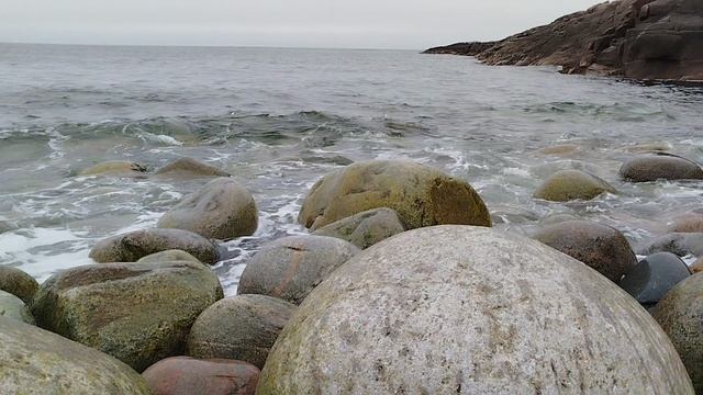 Баренцево море, каменный пляж. Териберка