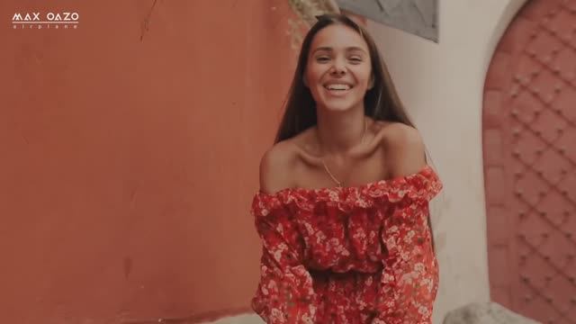 Max Oazo ft. Moonessa - Airplane (Arty Violin Remix)
