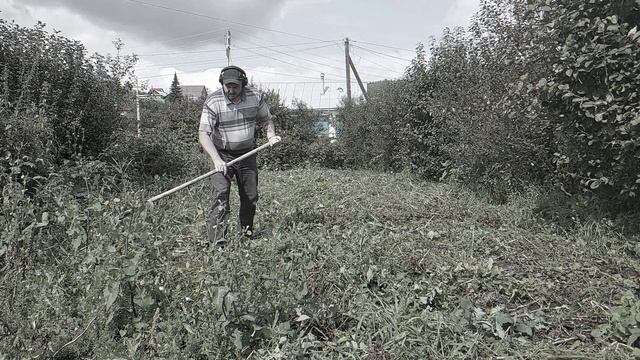 Архивное видео времен СССР, Косьба травы