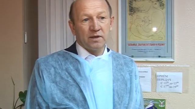 Посещение главой АГО Владимиром Суслопаровым роддома в день матери