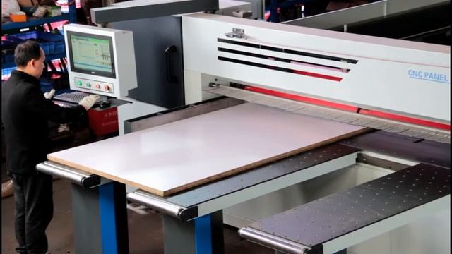 SAGA 2800 CNC beam saw