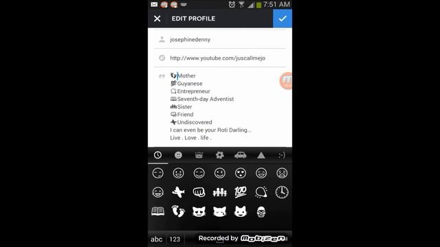 Black & white Emoji (Emoticons)/smileys On Android for Instagram and Twitter