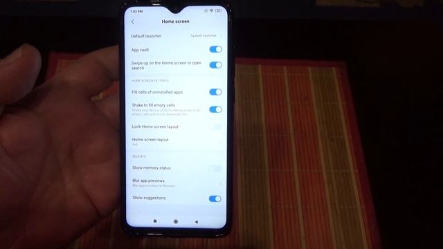 xiaomi redmi note 8 PRO how to disable app vault from left side of home screen