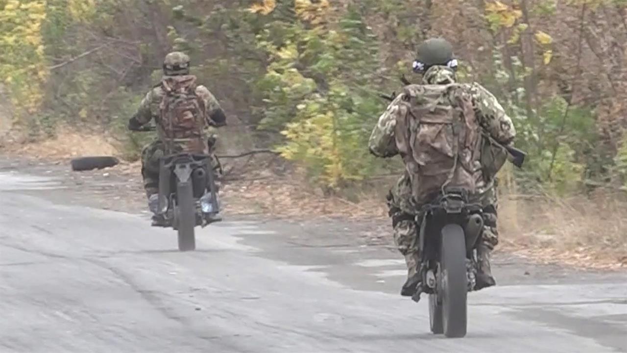 В районе Красногоровки боевые задачи выполняют российские мотоциклисты