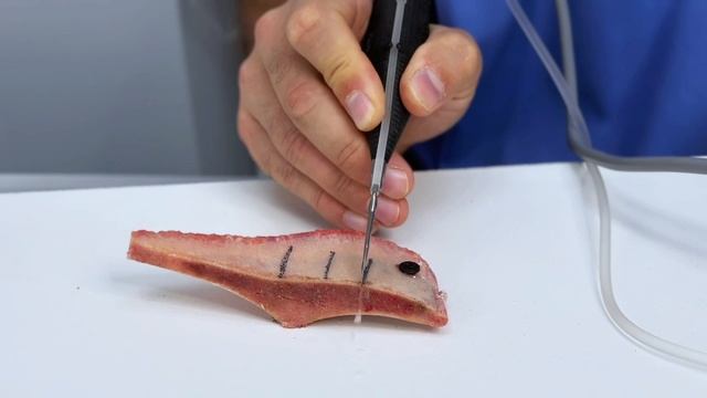 Сегодня поговорим про оборудование для ринопластики и других операций.