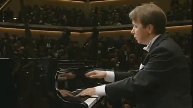 Rachmaninoff Rhapsody on a Theme of Paganini - Mikhail Pletnev
Рапсодия на тему Паганини - М.Плетнёв