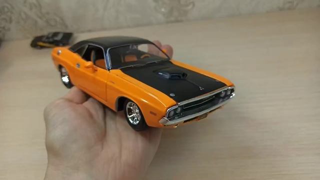 Dodge Challenger I(I)'1969 R-T. 1-24 Maisto.+