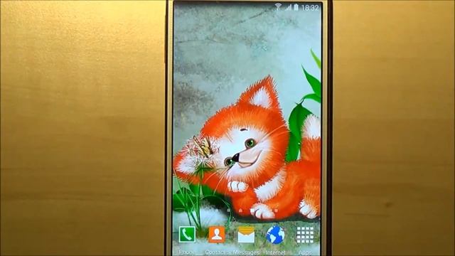 Free cute live wallpaper with adorable animated foxy for Android phones and tablets