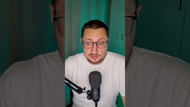 Змею в каршеринге обнаружили клиенты.