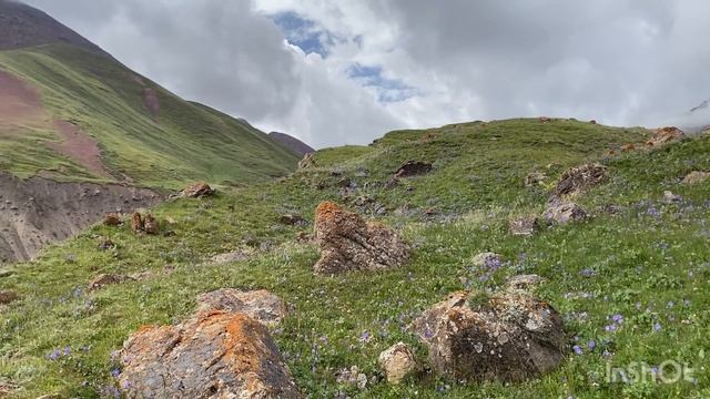 Памир, озера долины Ачик-Таш