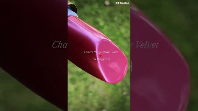 Осенний красный Chanel Rouge Allure Velvet №58 #chanel #краснаяпомада #макияж #chanelmini