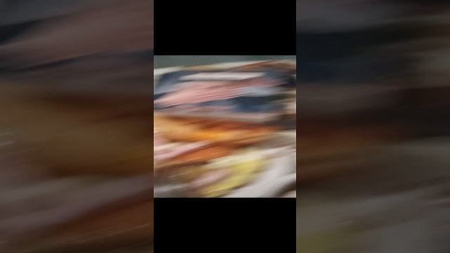 Завтрак: омлет с добавками, салат, поездка в гости и грустное чтение)