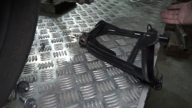 ИНСТРУКЦИЯ! УСТАНОВКА ЦЕНТРАЛЬНОЙ ПОДСТАВКИ ХОНДА СТХ 700 - 750 (nc 700-750 x, s с неориг. глушит)