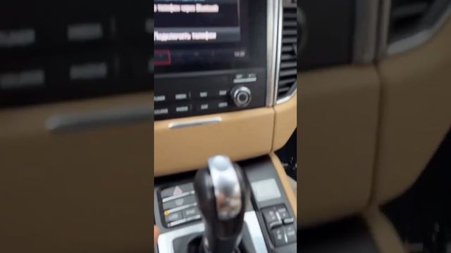 Как быстро и легко убрать снег с лобового стекла авто 🤭😂😳