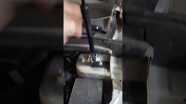 Газовые упоры капота Чери тиго 4 про