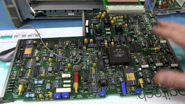 EEVblog #593 - HP35670A DSA Repair Part 4 - Thermal Testing