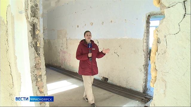 Депутаты проинспектировали капремонт 82-й школы