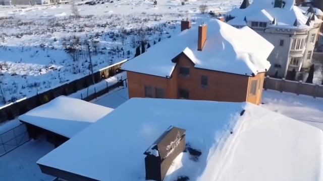 Продается шикарный  трёхэтажный коттедж в Красногорске.