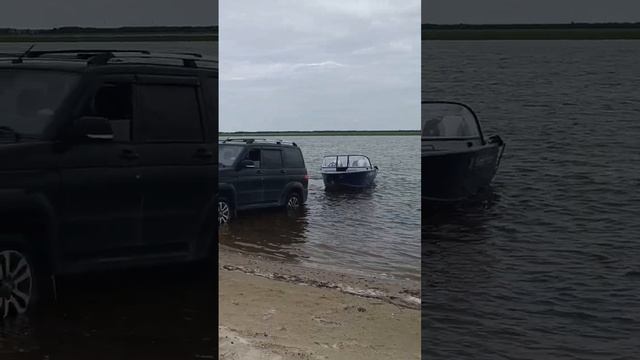 Вятбот 390DCM. Первый спуск на воду.