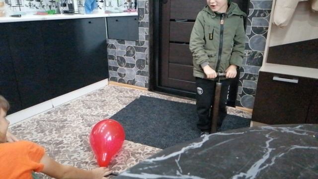 Воздушный шарик.