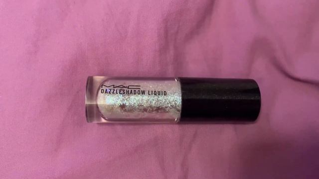 MAC Dazzleshadow Liquid Beam Time Review, My Favorite Liquid Glitter Shadow!