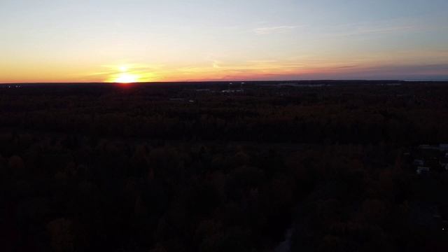 Полеты над осенней Сергеевкой. Взлет моста у пруда. Пятница, 18 октября 2024 г