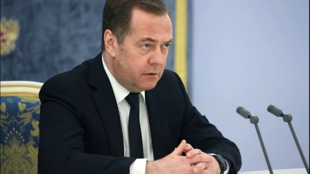 Медведев заявил, что Украина создает «грязную» ядерную бомбу