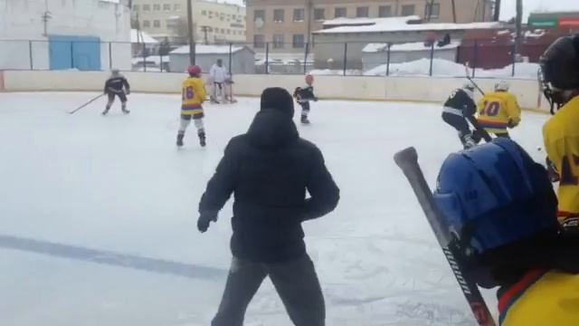Золотая шайба. Играет Агаповка и Новобурановка