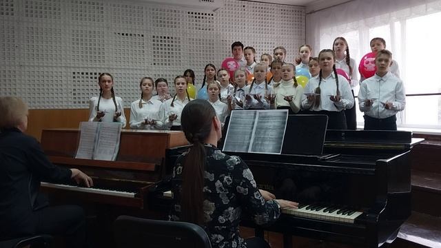 Старший хор инструментального отделения
рук. Суздалева М.А., конц. Крупская Г.К., Иванченко Е.В.