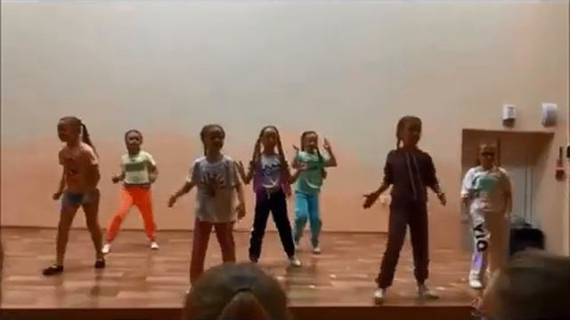 С днем рождения, Алиса!