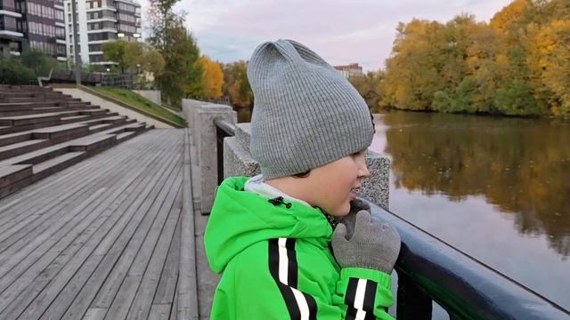 Георгий Арбузов в роли мальчика, который боится воды.mp4