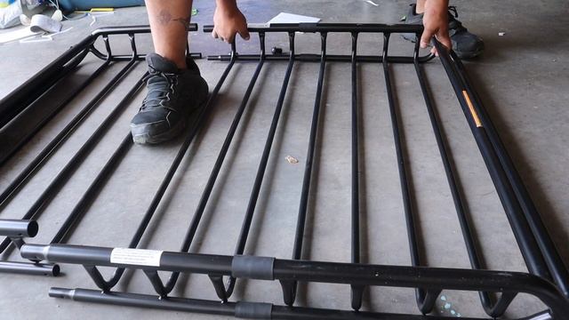 Roof Rack Basket (Cargo Rack) for your Jeep Renegade.