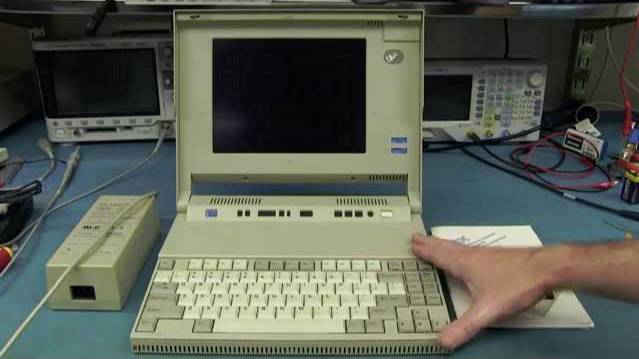 EEVblog #639 - IBM L40SX Retro Laptop Teardown