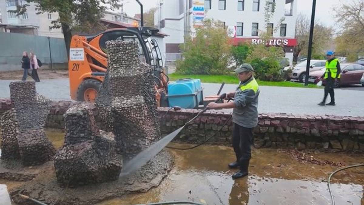 В округе приступили к консервации фонтанов