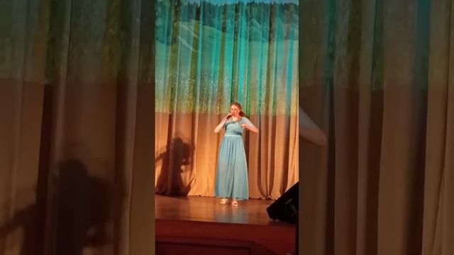 Дорогие зрители, желаю Вам отличных, осенних выходных! Песня "Галина"( сл. и муз. Лены Василёк)! 🤗