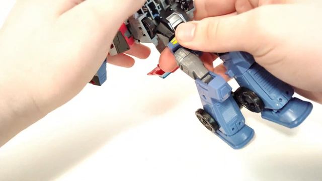 Transformers Legacy United Voyager Class Animated Optimus Prime review