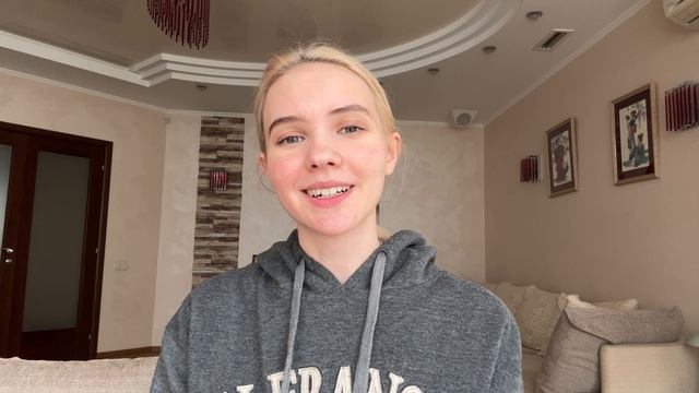 Актерская визитка Арина Курганская