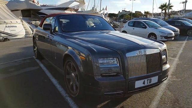 Rolls-Royce Phantom Drophead Coupé Series II 460 ch  in Antibes France